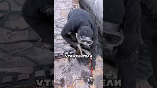 В 90ых ТАКИХ БЫЛО ПОЛНО