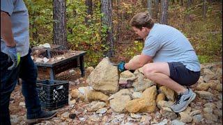 Flint-Knapping Tallahatta Quartzite: Spalling Boulders!