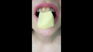 ASMR EATING APPLE FRUIT HEALTH SOUNDS SHOW NO TALKING MOUTH NSP ASMR