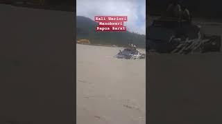 Detik-Detik Hilux Terseret Derasnya Air Kali Wariori