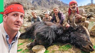 Cooking Entire YAK!! Pakistani Mountain Food in Hunza!!