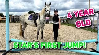 FIRST JUMP ON MY 4 YEAR OLD! Star's first jump