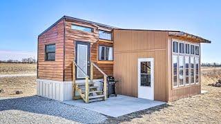 Rustic Beautiful Cottage House along the Missouri River | Exploring Tiny House