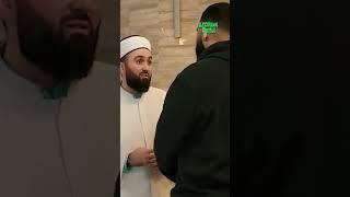 Немцы идут в мечеть