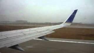 Taking-Off From Austin to Houston - Continental Boeing 737-500 2/19/2011