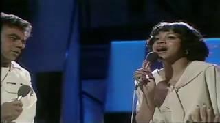 Johnny Mathis & Deniece Williams - Too Much, Too Little, Too Late 1978