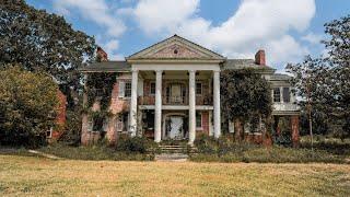 Abandoned NoteBook Mansion Full of Antiques and 100+ abandoned cars.