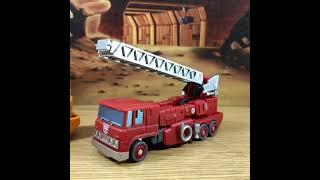 Transform!!! Magic Square MS-B01A Architect & MS-B02A Fire Extinguisher Metallic Color version