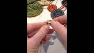 How to start a coiled basket http://www.craftschooloz.com