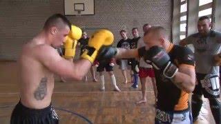 Songo - Trening Muay Thai - Boks Tajski. Trening z Michałem MATRIX Królik.