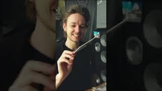 Реакция @FanatKINO на подарок с автографами группы КИНО | процесс подготовки в комментах #shorts :)
