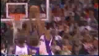 Kobe blocks Boris Diaw 02-20-08