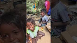 Give Food To Poor Kids | Poor People Help Video | Helping Poor People | Helping Video Shorts #shorts