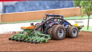 INCREDIBLE! John  Deere, New Holland, Fendt, small scale rc farming!