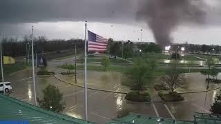 Tornado rips through city in Kansas # 169