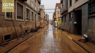 Residentes del este de España se preparan para más lluvias torrenciales