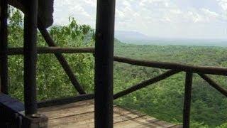 Chizarira Game Reserve Lodge, Zimbabwe. Travel guide.