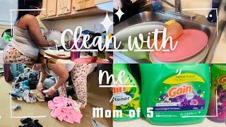 Clean my SMALL kitchen with me || Laundry Day || Mom of 5 #cleaning #laundry