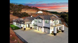 Luxury Estate in De Luz with Two Homes