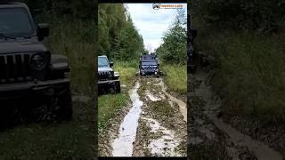 Хорошо идут!#бездорожье #4х4 #внедорожники #покатушки #trophy #mud #offroad #car #дефендер #defender