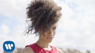 Lianne La Havas - Green & Gold (Official Music Video)