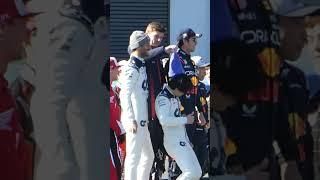 フェルスタッペン　ペレス　リカルド　角田　岩佐の表彰台