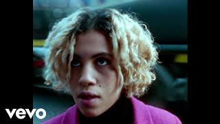Neneh Cherry - Feel It