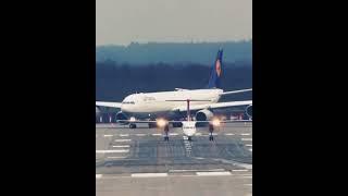 Airbus A340 vs Bombardier Q400 comparison #aviation #aviationdaily #airbus #bombardier #a340 #q400