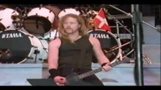 James Hetfield's INSANE headbanging(must watch!!)- Enter Sandman -Moscow