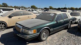 This Super Rare Lincoln Town Car Jack Nicklaus edition was Hiding at IAA!