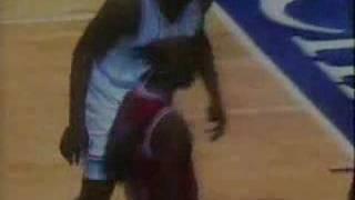 Rare Michael Jordan facial dunk on Alonzo Mourning alley oop