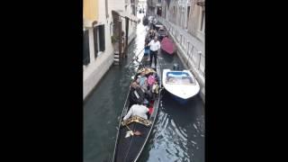 גונדולה בונציה | Gondola Sailing In Venice