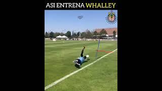 Así entrena OSCAR WHALLEY con CHIVAS #chivas #ligamx #apertura2023