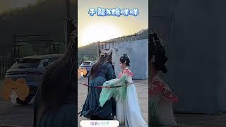 【于龍楊咩咩搞笑互動曝光！劇後花絮笑瘋全場】#于龍 #楊咩咩 #劇後花絮 #短劇情侶 #甜蜜互動 #搞笑日常 #花絮大爆笑