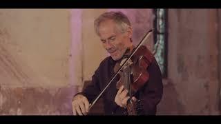 Garth Knox and  Ensemble Kimya play 'Passacaille' : viola d'amore, santoor, strings and percussion