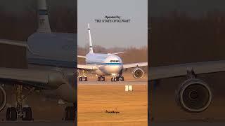 4K Video Shot on Camera for Kuwait Government Aircraft Takeoff #ytshorts #likesharesubscribe