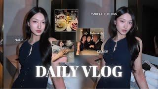 Daily Vlog in Sydney makeup tutorial, new nails, family dinner