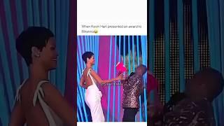 When Kevin Hart Presented Rihanna An Award #rihanna #kevinhart