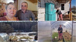 ГОТОВИМСЯ К СЕЗОНУ. ОТКРЫЛИ КУХНЮ НА ТЕРРАСЕ, ЛЁШИК ЗАНЯЛСЯ КРАНОМ А Я ПОЧИСТИЛА ДОРОЖКУ В ТЕПЛИЦЕ.