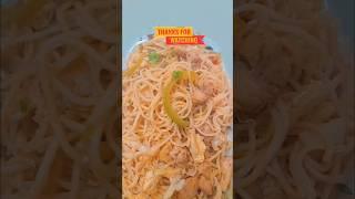 Chinese style Chicken Hakka Noodles  | Easy Hakka Noodles #shorts #youtubeshorts @Ridahomekitchen