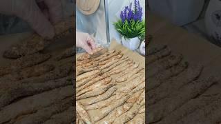 Мойва в духовке, получается хрустящей и очень вкусной.