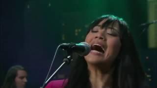 Austin City Limits - Thao & the Get Down Stay Down