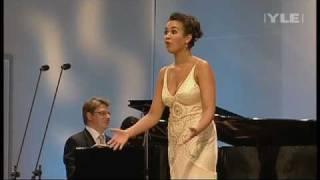 Ruhe Sanft- Mozart from Zaide sung by Nadine Sierra