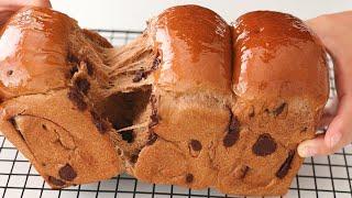 After this recipe, you will no longer buy bread Incredibly fluffy and soft chocolate bread loaf