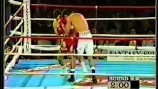 Erik Morales Vs  Jose Luis Bueno