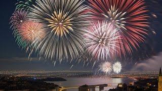 Two Girls Capture A Fast Mover UFO/UAP On The 4th Of July! Excellent Capture, They Had No Idea!