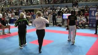 Elaine Small v Sonja Becker  Bestfighter 2015