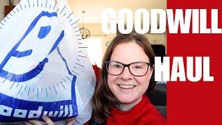 $35 Goodwill Haul: Home Decor, Books and More!