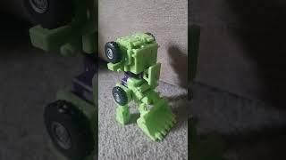 when you only have one constructicon in your collection be like #constructicons #tranformers #toys