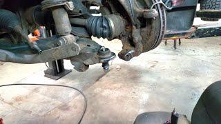 2005-2015 Nissan Xterra lower ball joint, outer tie rod, sway bar link replacement